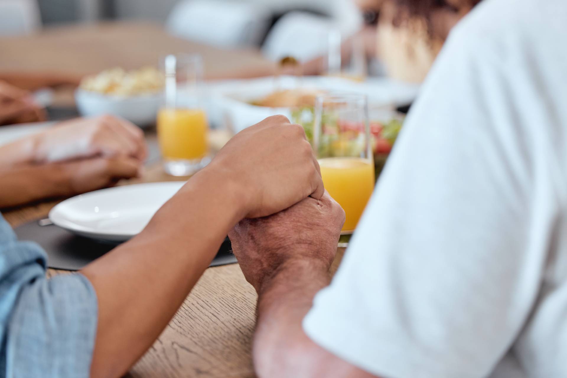 couples with mango juice